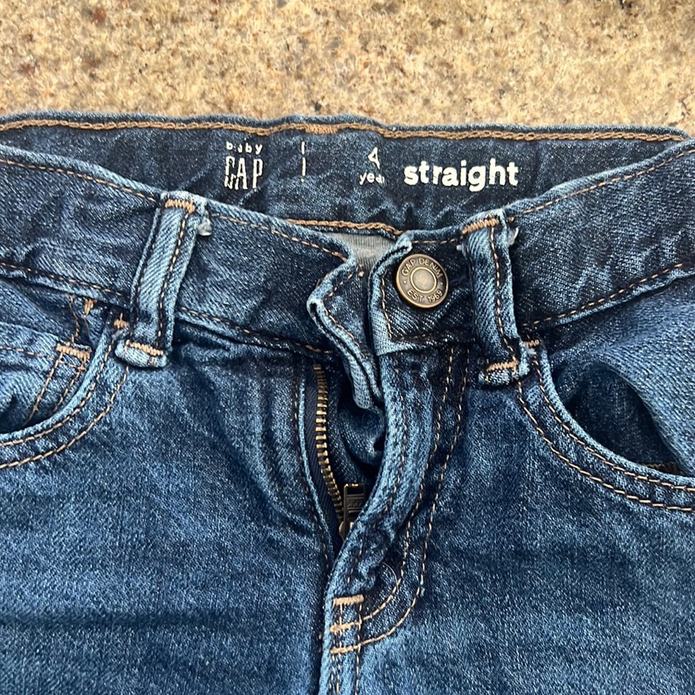 Gap sweatshirt jeans